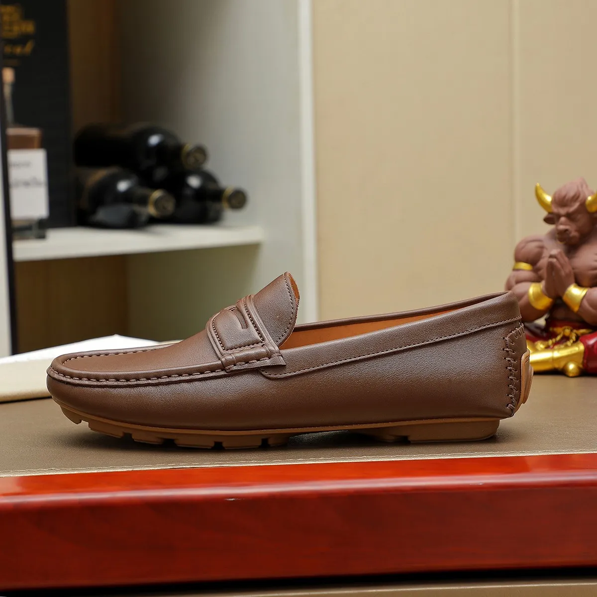 Men's shoes 💰360💰💰GUCCI Gucci official website synchronizes the latest model 🛃The upper is made of imported cowhide, 🐷leather lining, rubber outsole, 🎩🎩top-notch handcrafted workmanship with fine stitches and threads🔍definitely satisfy those perfectionist men who pursue high luxury quality 👏 Colors available! Code number 38-44 Large quantity in stock